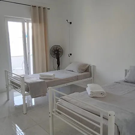 Hostelccportimao Ostello